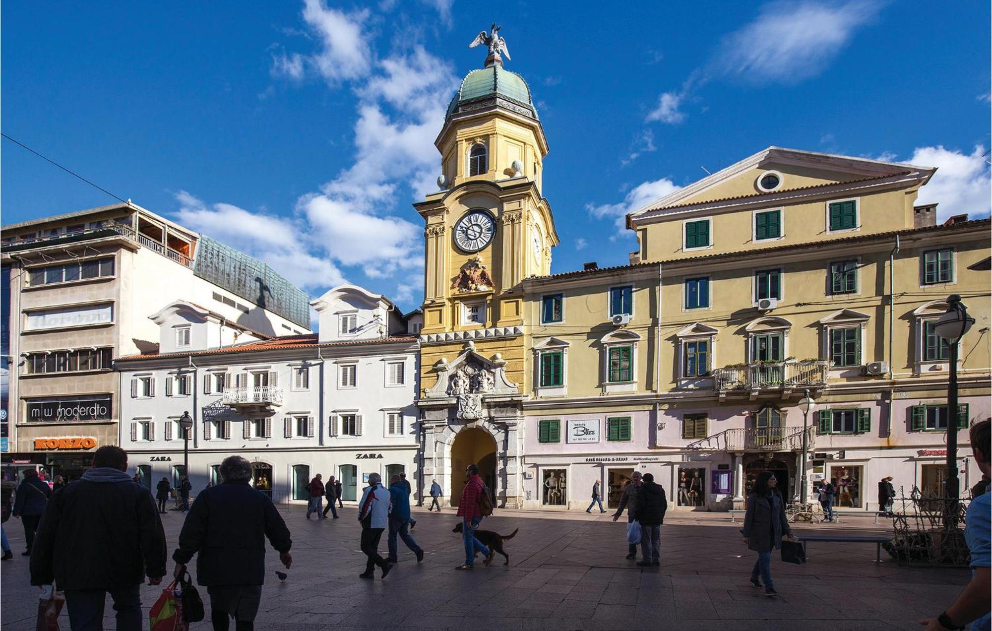 Gorgeous Apartment In Rijeka With Wifi Ngoại thất bức ảnh